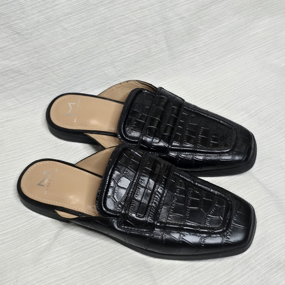 Marc Fisher Crocodile Skin Flat Loafers - Picture 3 of 5